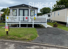 luxury static gold grade mini lodge for hire