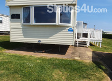 Holiday Caravan With Decking For Hire In Exmouth
